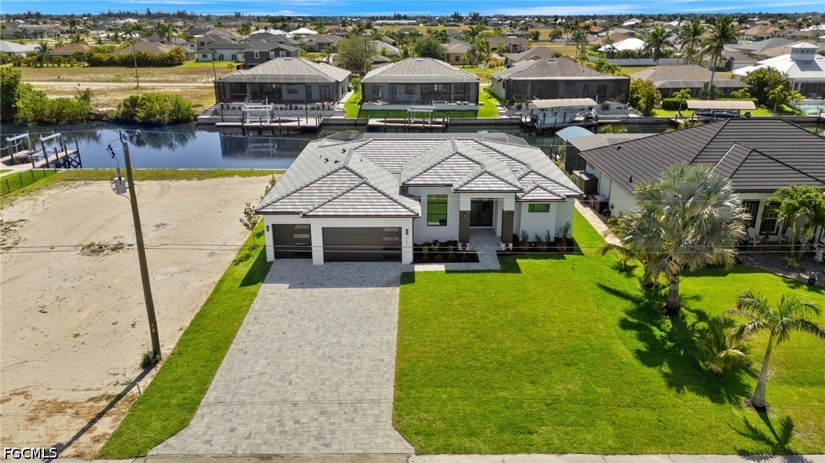 3 Bed Pool Home for Sale in Cape Coral, photo 40