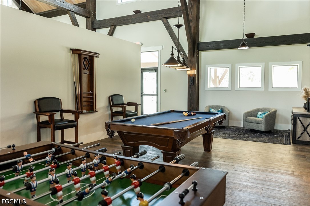 3 Bed SingleFamilyResidence for Sale in Northridge, photo 40