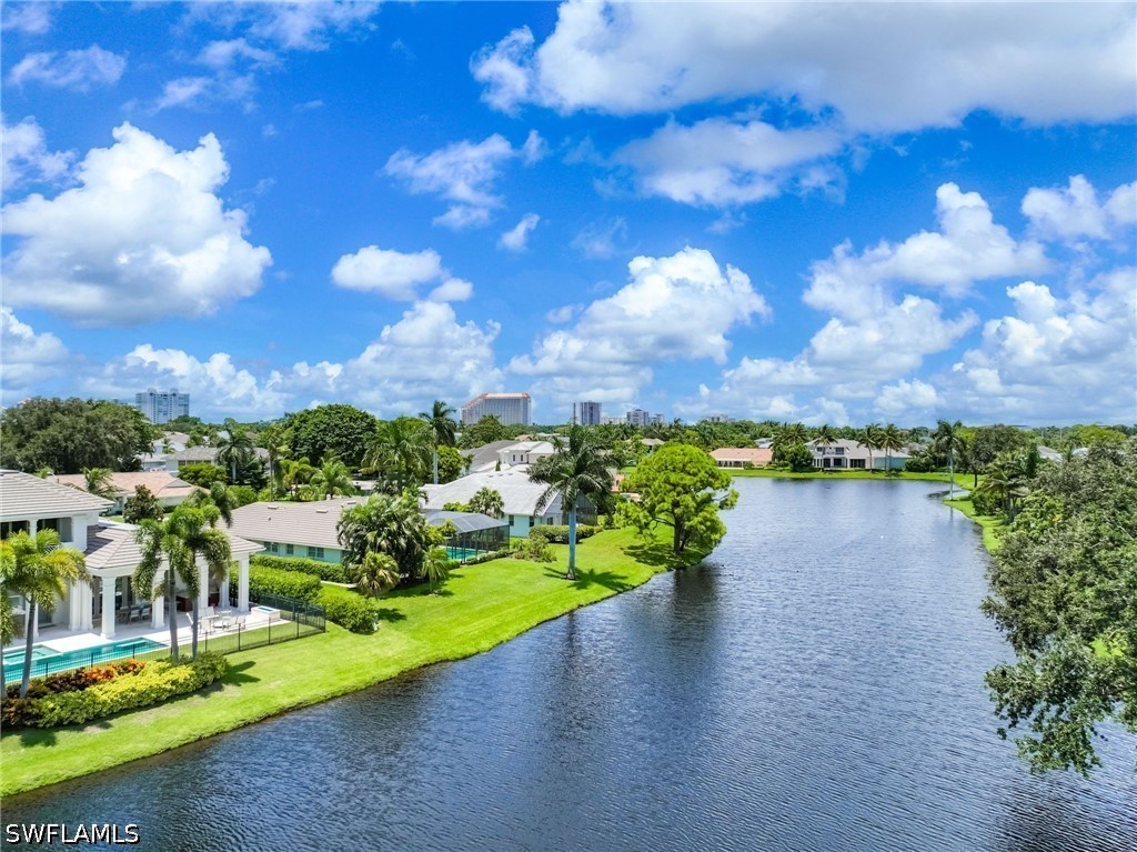 3 Bed Pool Home for Sale in Park Shore, photo 40