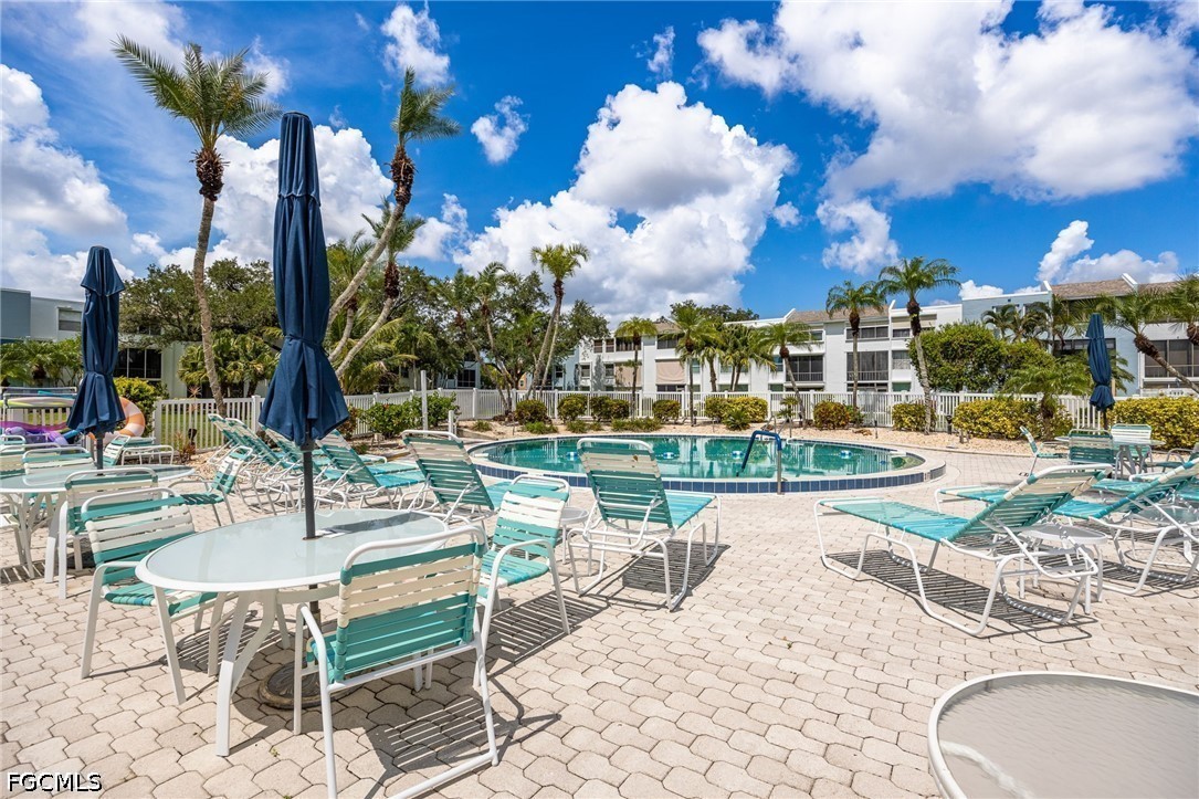 2 Bed Condominium for Sale in Fort Myers, photo 40