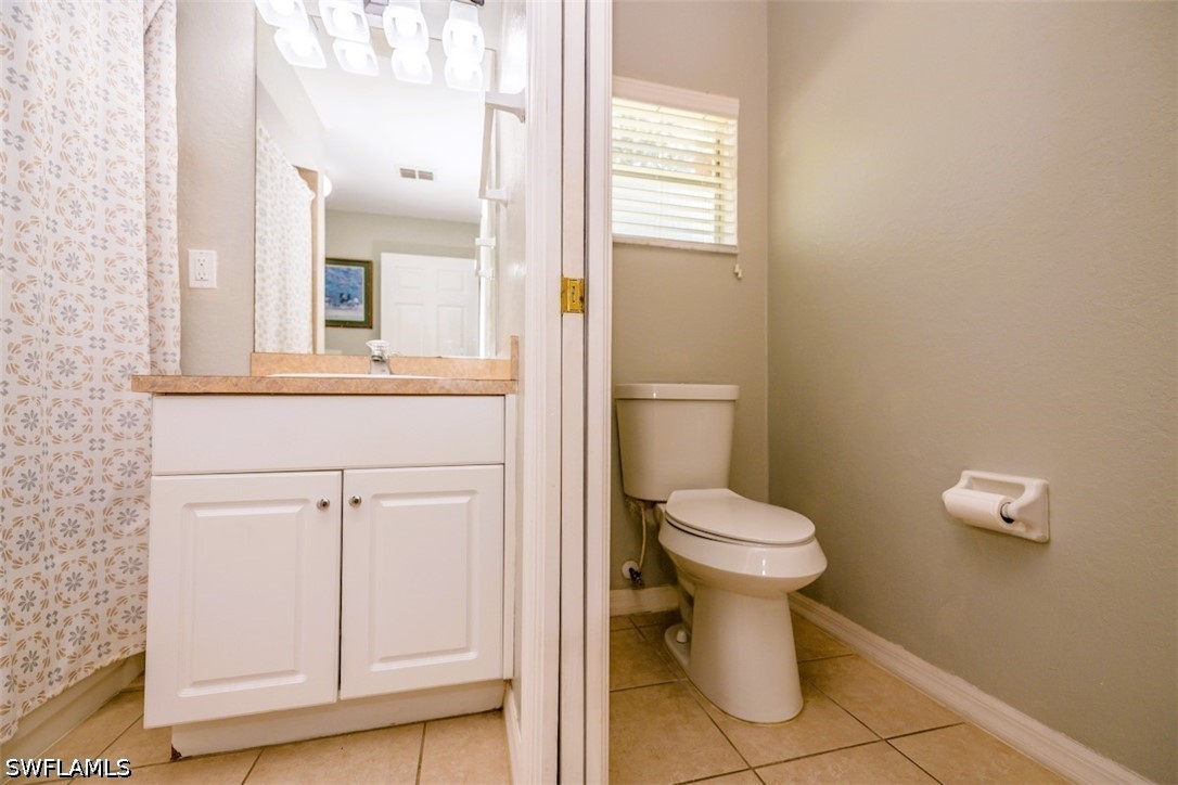 4 Bed SingleFamilyResidence for Sale in Cape Coral, photo 40