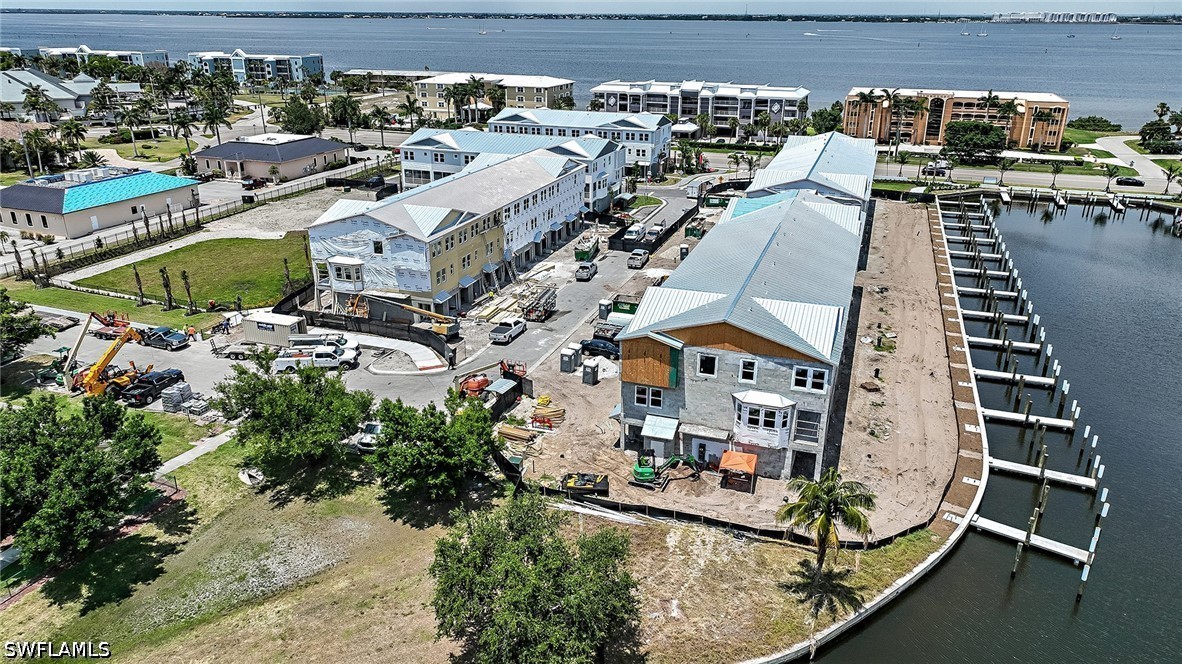 4 Bed Condominium for Sale in Seahaven, photo 40