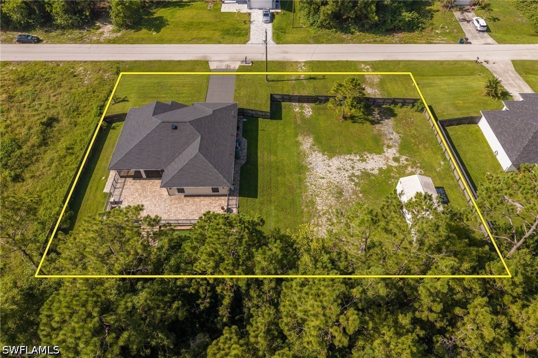 3 Bed SingleFamilyResidence for Sale in Mirror Lakes, photo 40