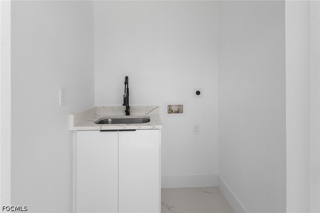 4 Bed Pool Home for Sale in Cape Coral, photo 40