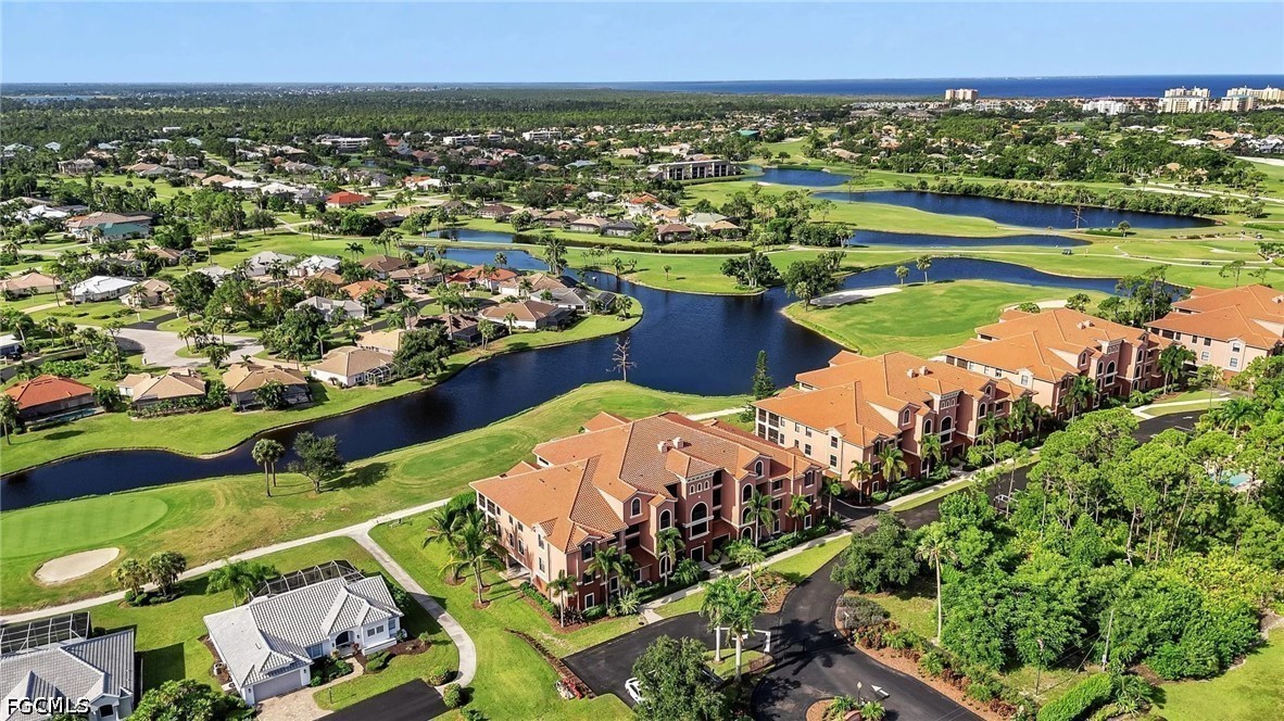 3 Bed Pool Home for Sale in Esplanade, photo 40