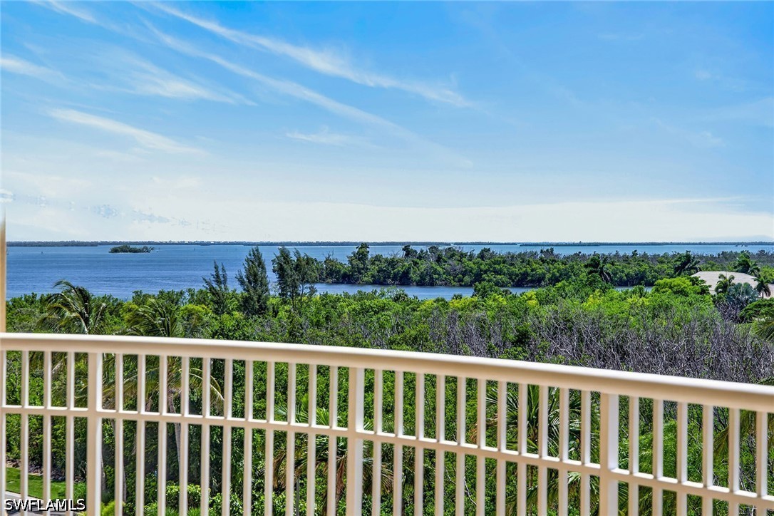 3 Bed Waterfront Home for Sale in Cape Coral, photo 40