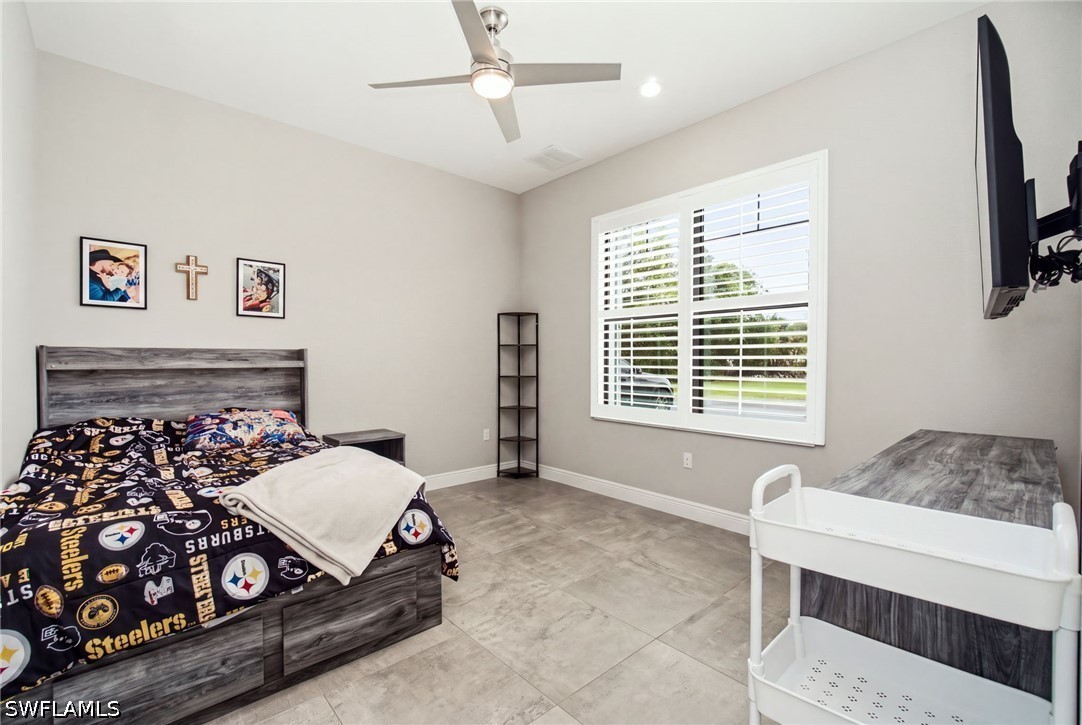 4 Bed SingleFamilyResidence for Sale in Naples, photo 40