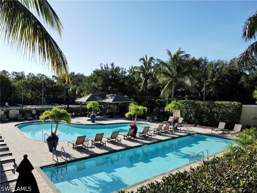 2 Bed Waterfront Home for Sale in Naples, photo 40