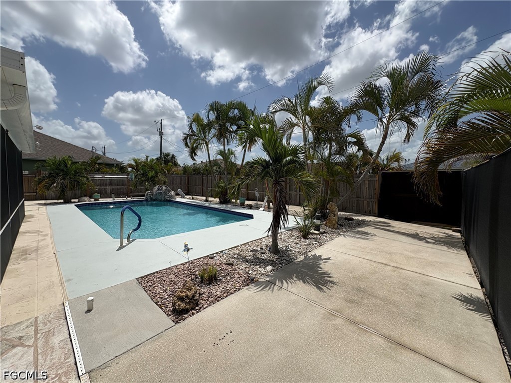3 Bed Pool Home for Sale in Not Applicable, photo 40
