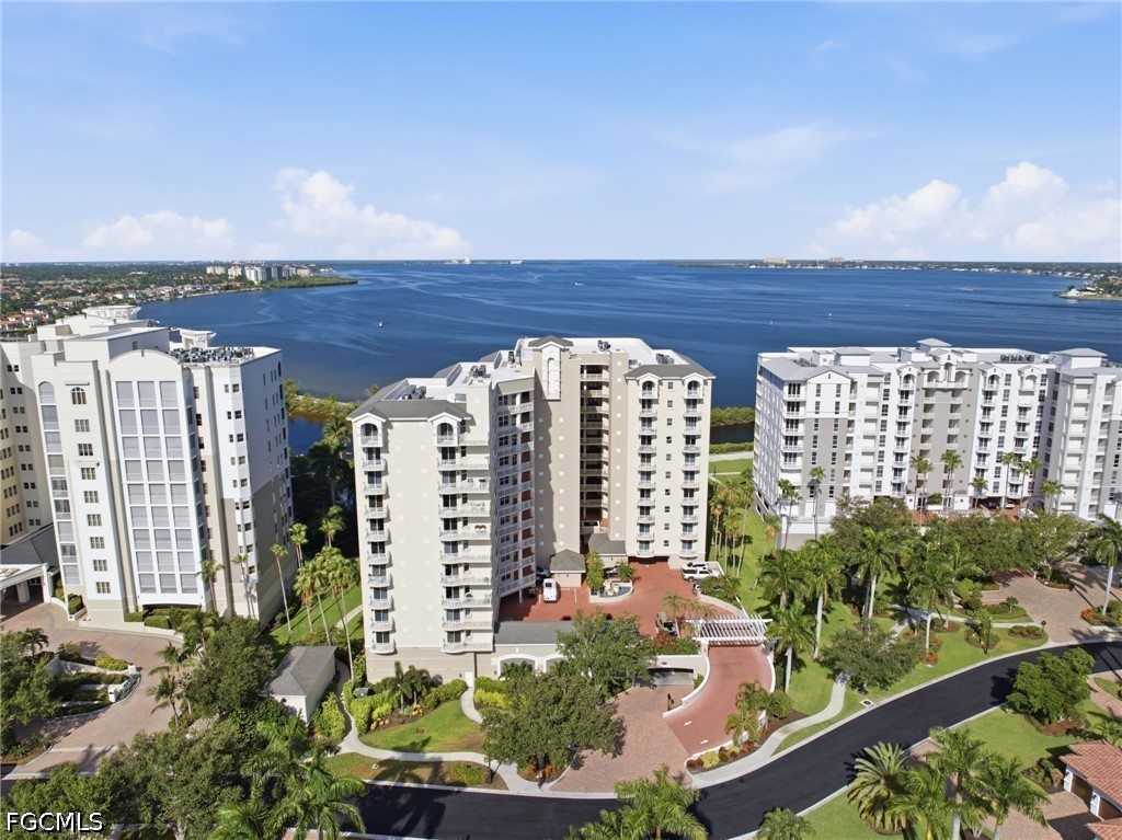 3 Bed Waterfront Home for Sale in The Shores, photo 40