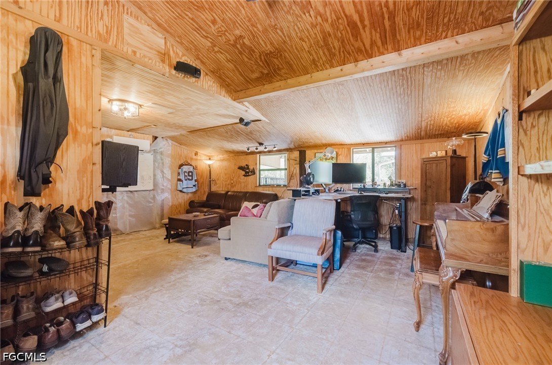4 Bed Pool Home for Sale in Fort Myers, photo 40