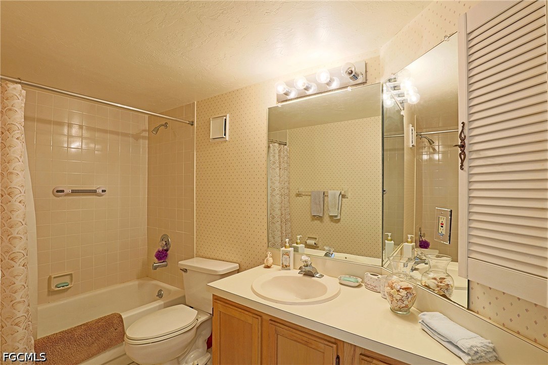 2 Bed Condominium for Sale in Villages, photo 40