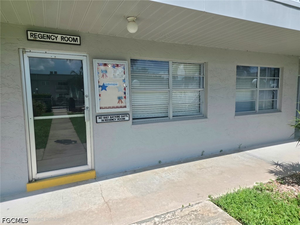 1 Bed Pool Home for Sale in Fort Myers, photo 40
