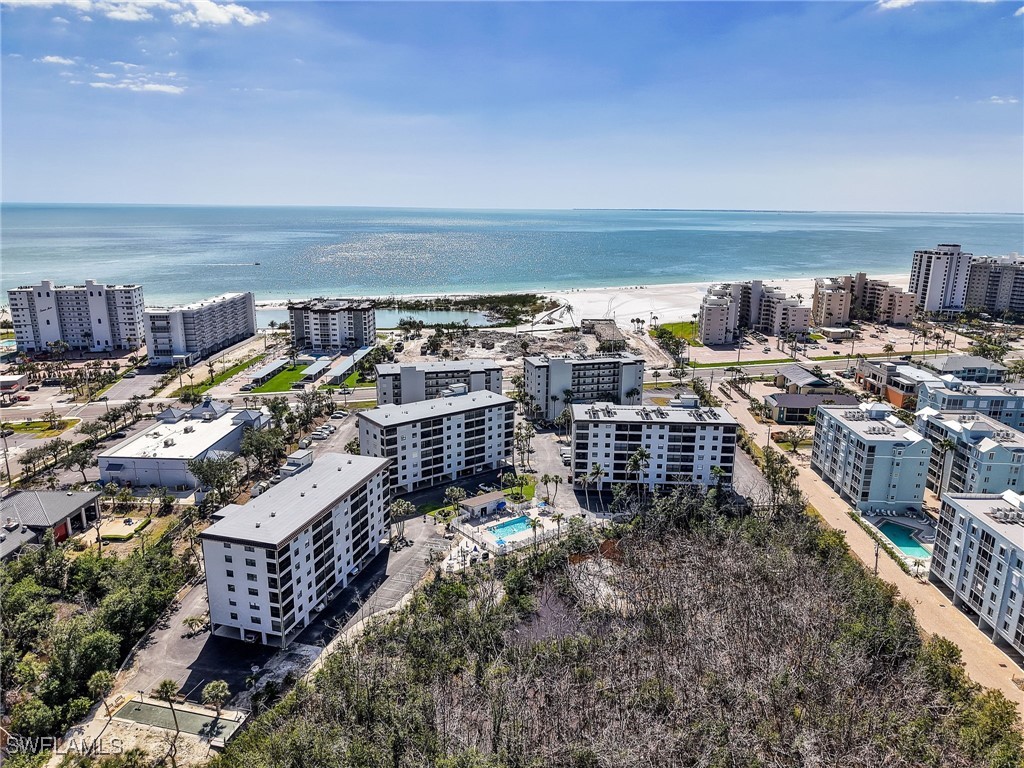 2 Bed Condominium for Sale in Fort Myers Beach, FL, $315,000 — photo 5