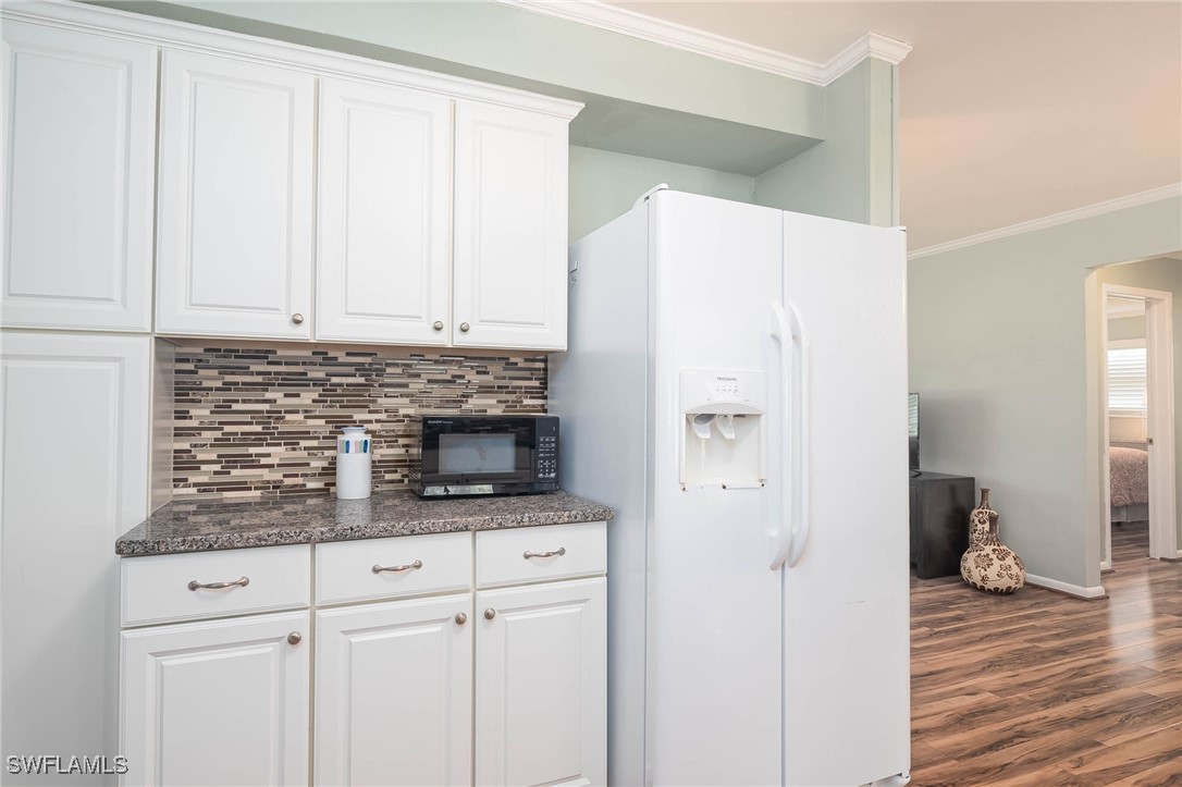 2 Bed SingleFamilyResidence for Sale in Bokeelia, FL — photo 5