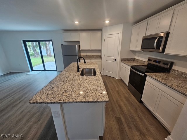 3 Bed Waterfront Home for Sale in Mirror Lakes, FL, $375,900 — photo 5