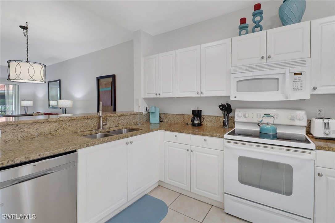 2 Bed Condominium for Sale in Naples, photo 5