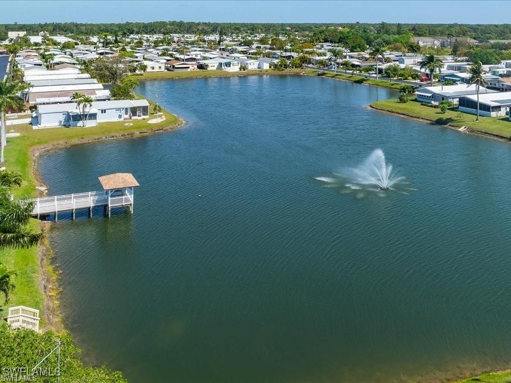 2 Bed ManufacturedHome for Sale in Naples, FL, $208,000 — photo 5