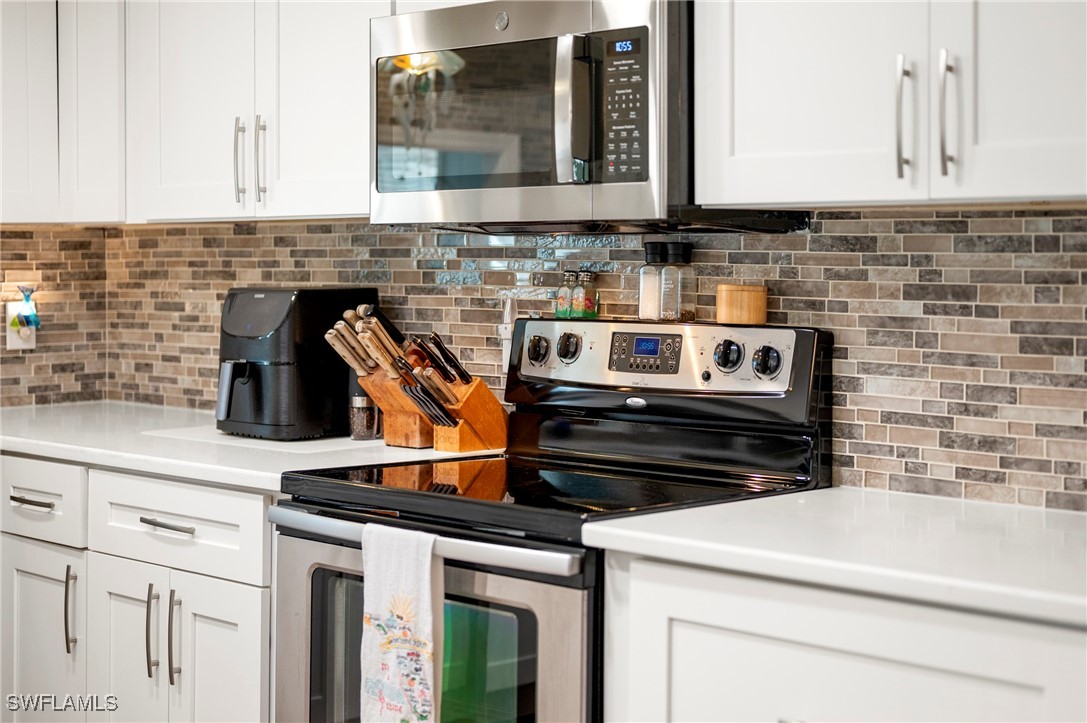 2 Bed ManufacturedHome for Sale in Old Bridge Village, FL — photo 5
