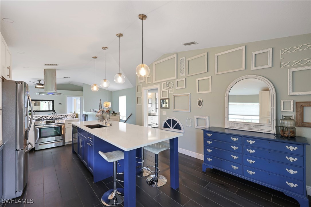 2 Bed SingleFamilyResidence for Sale in Naples, photo 5