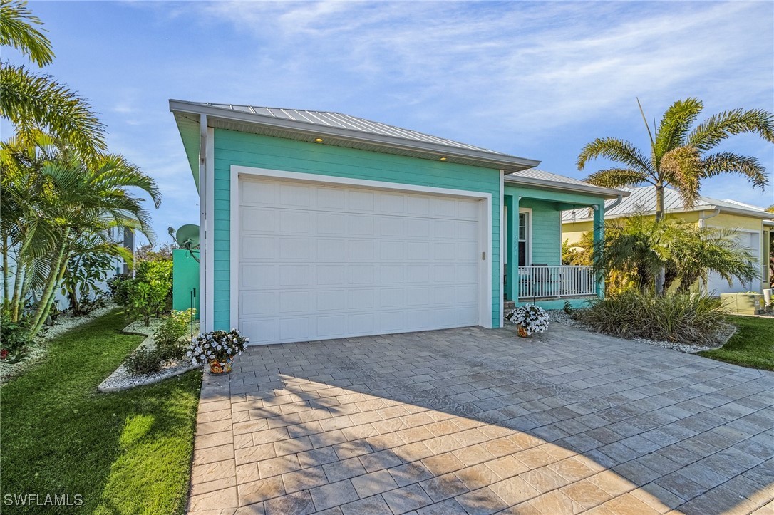 3 Bed Waterfront Home for Sale in Cherry Estates, FL — photo 5