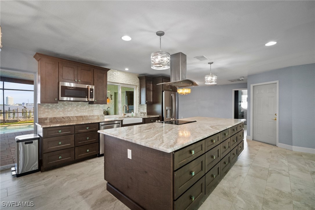 3 Bed Pool Home for Sale in Port Edison, photo 5