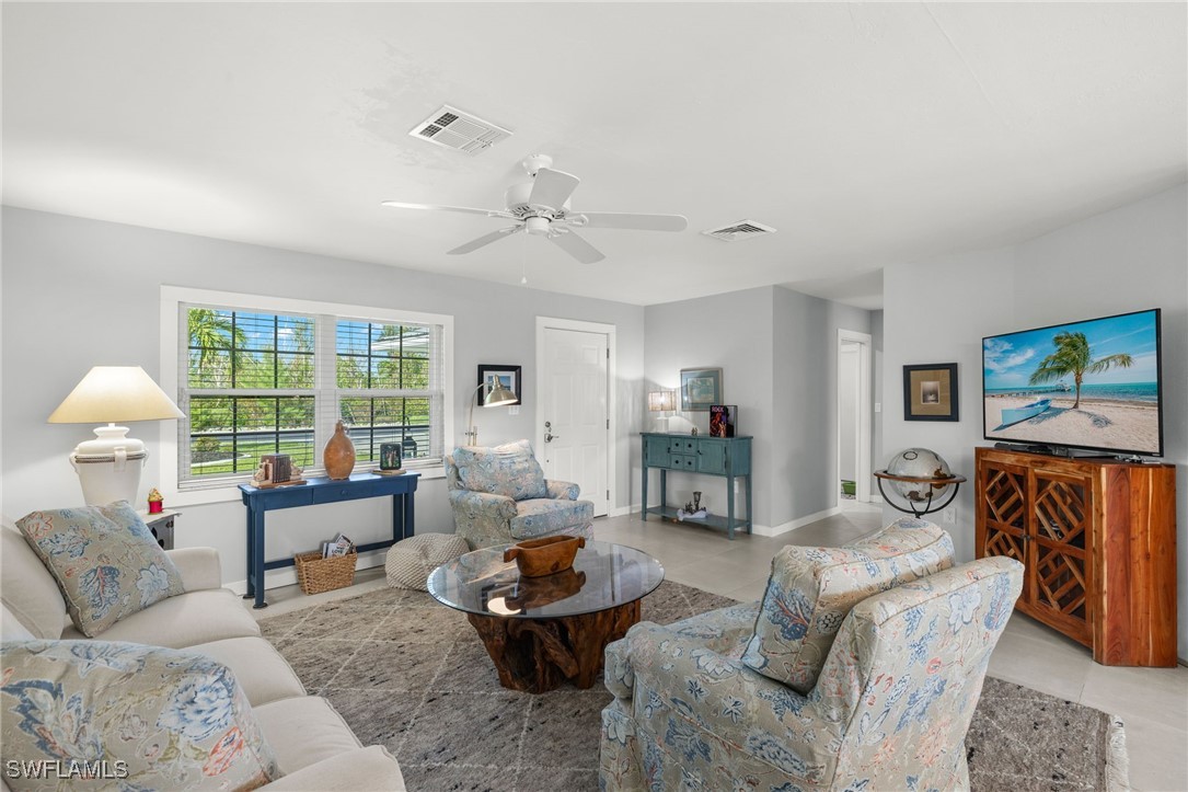 2 Bed Pool Home for Sale in St James City, photo 5