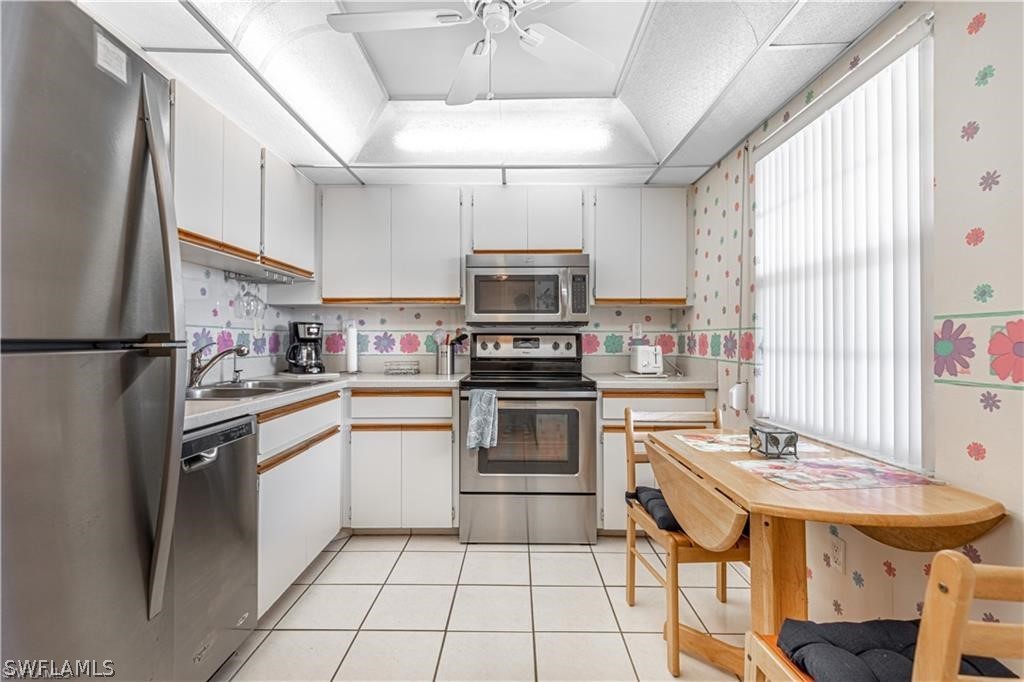 2 Bed Condominium for Sale in Seven Lakes, FL, $89,000 — photo 5
