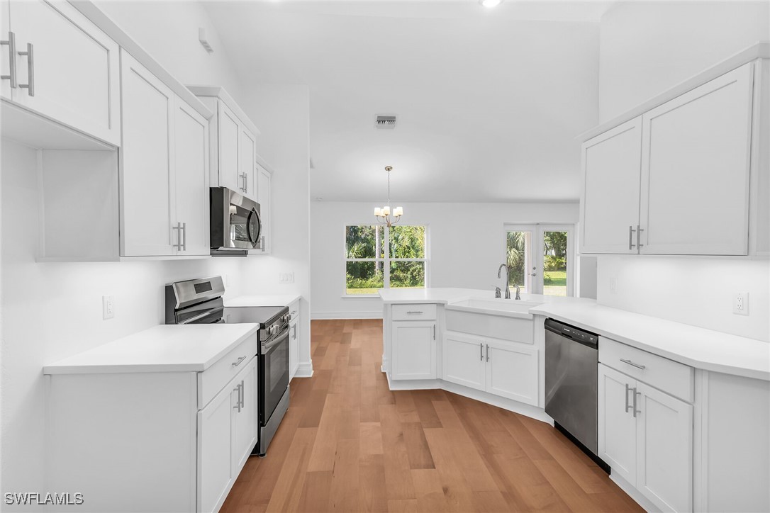 4 Bed SingleFamilyResidence for Sale in Deep Creek, FL — photo 5