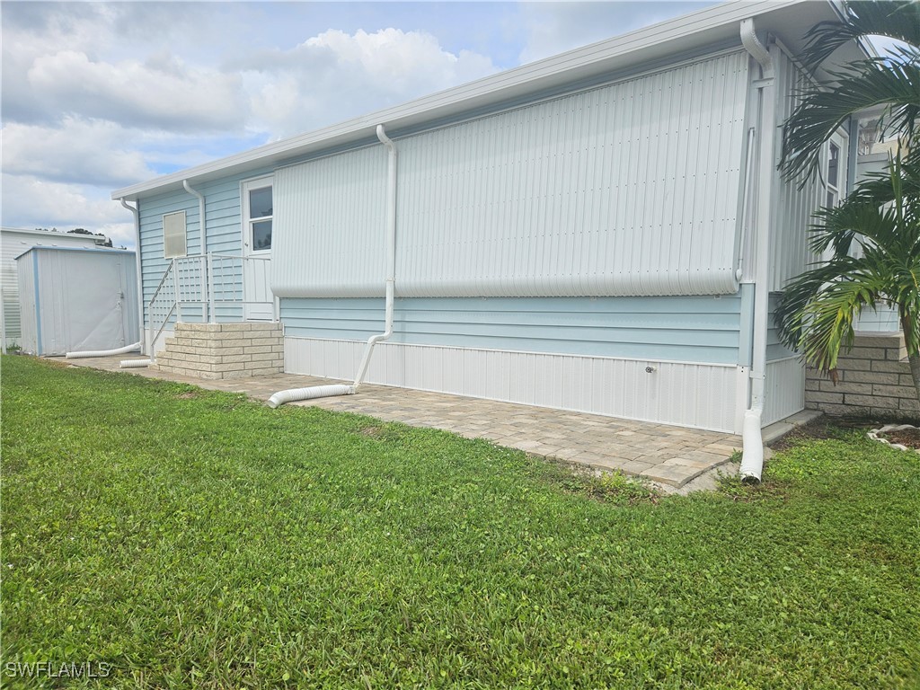 1 Bed ManufacturedHome for Sale in Naples, FL, $87,500 — photo 5