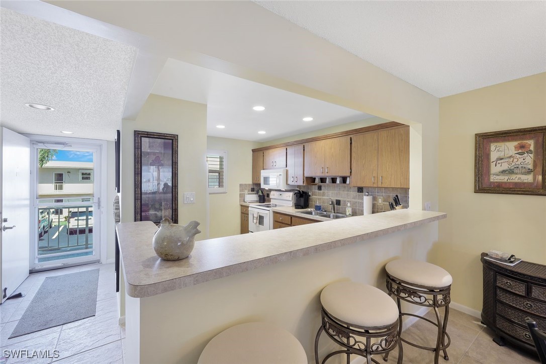 2 Bed Condominium for Sale in Beach View, FL, $539,000 — photo 5