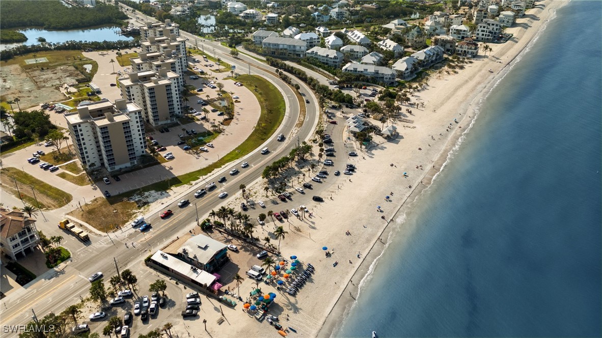 1 Bed Waterfront Home for Sale in Beach And Tennis Club, photo 5