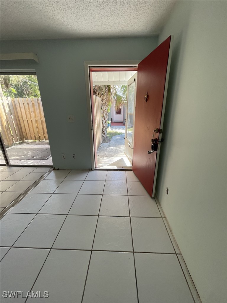 2 Bed Attached for Sale in Palm Frond Condo, photo 5
