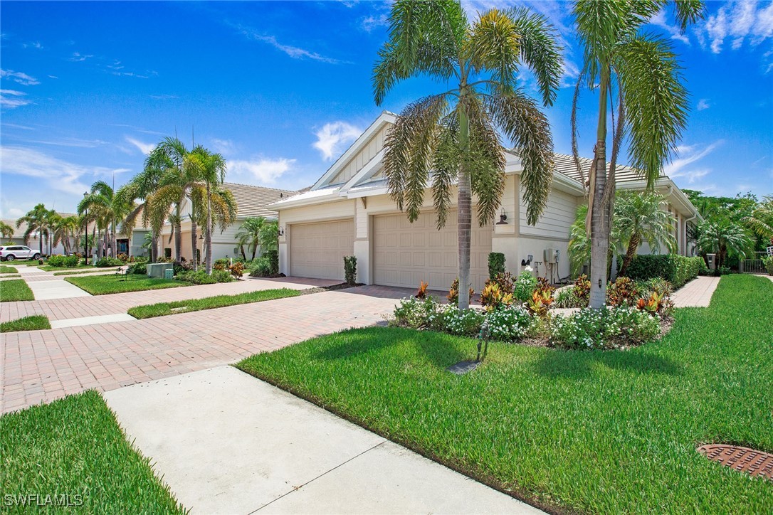 2 Bed Pool Home for Sale in Coral Harbor, FL, $529,000 — photo 5