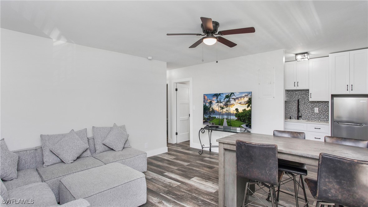 2 Bed Condominium for Sale in Marco Island, FL, $319,000 — photo 5