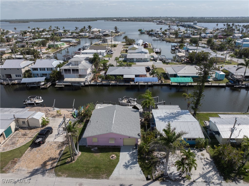 2 Bed Waterfront Home for Sale in Matlacha, photo 5