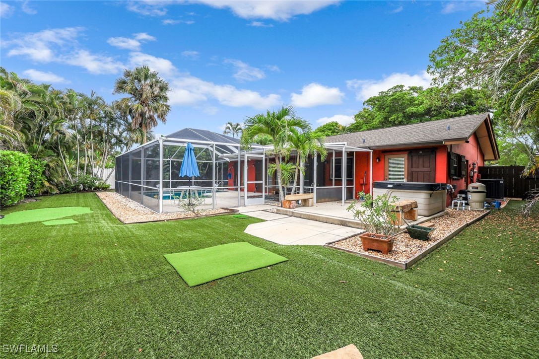 3 Bed Pool Home for Sale in Naples, photo 5