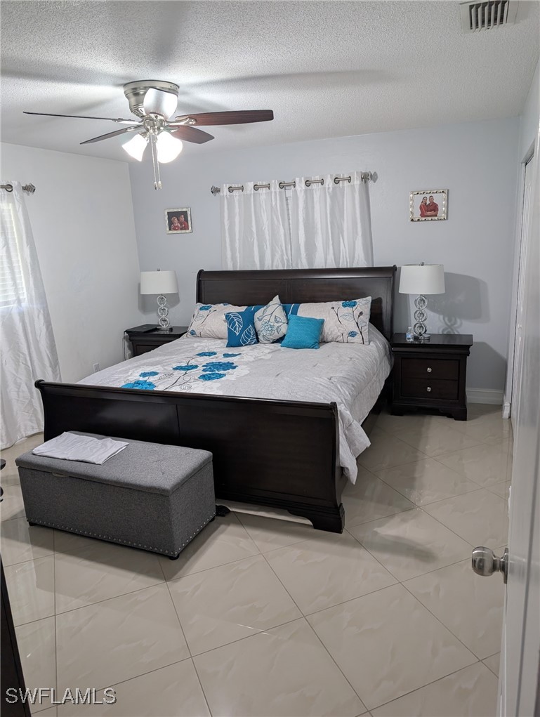3 Bed SingleFamilyResidence for Sale in Wedgewood, FL — photo 5