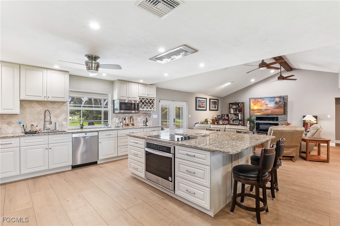 4 Bed Pool Home for Sale in Buckingham, photo 5