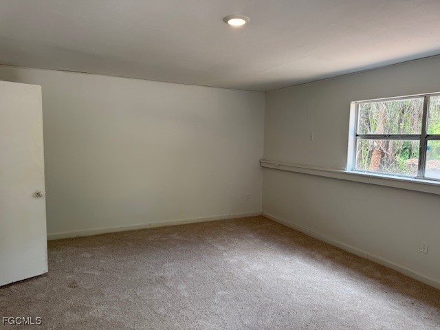 3 Bed SingleFamilyResidence for Sale in Clewiston, FL — photo 5