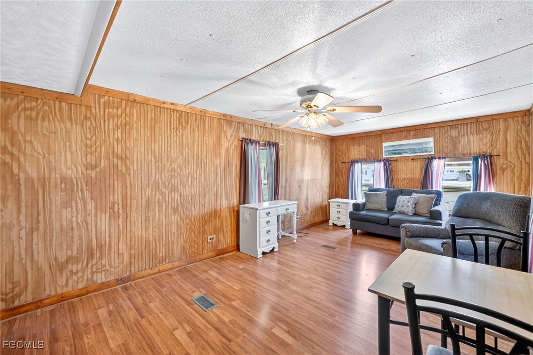 2 Bed ManufacturedHome for Sale in Carriage Village, FL — photo 5