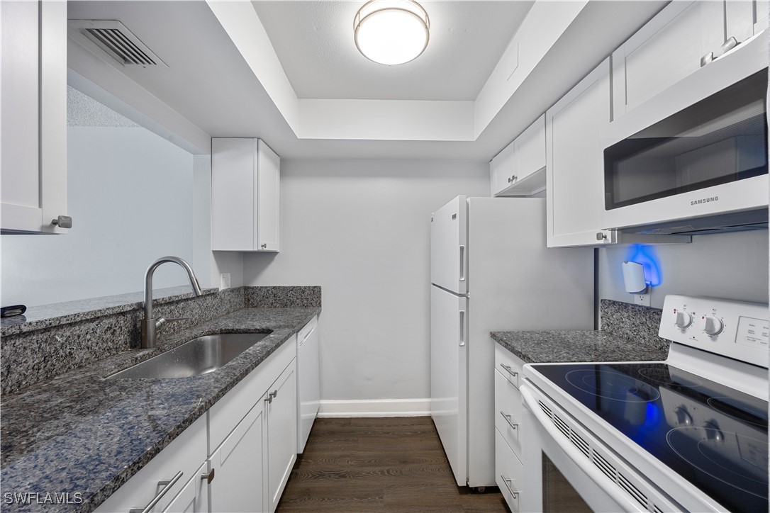 1 Bed Condominium for Sale in Windsor West, photo 5
