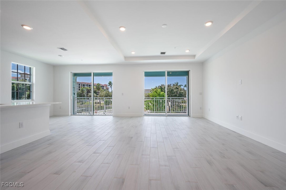 3 Bed Waterfront Home for Sale in Villa Mar Bonita Beach, photo 5