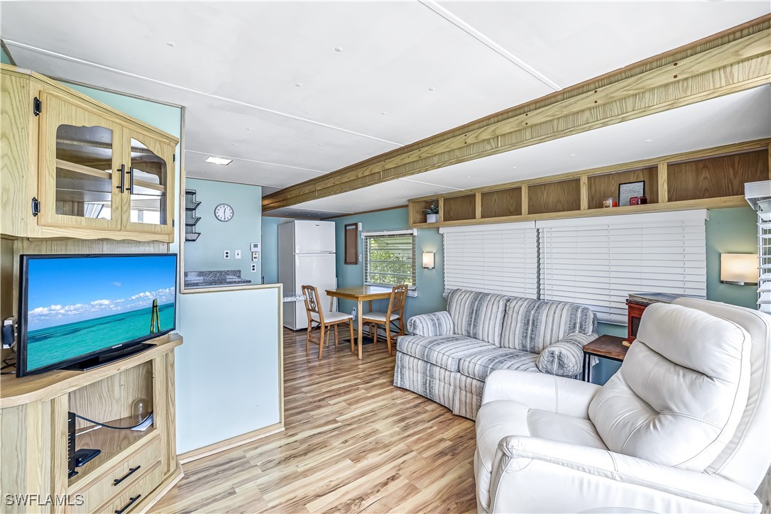 1 Bed ManufacturedHome for Sale in Naples, FL, $89,000 — photo 5