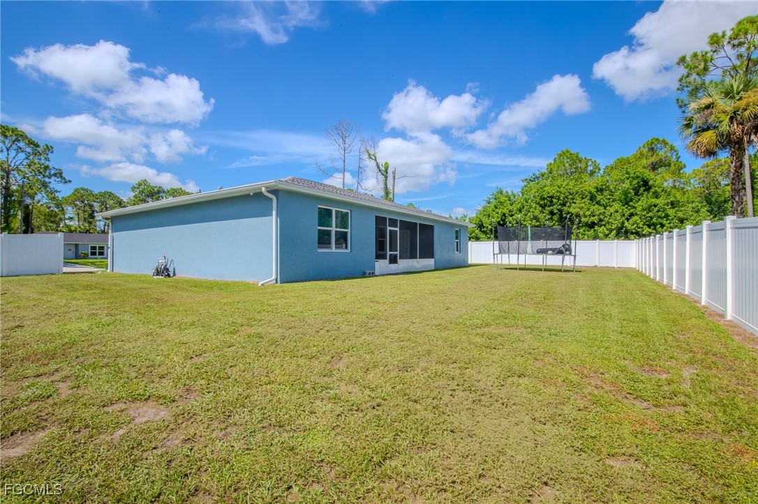 3 Bed SingleFamilyResidence for Sale in Port Labelle, FL — photo 5