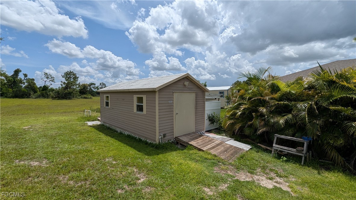 3 Bed SingleFamilyResidence for Sale in Cape Coral, FL — photo 5
