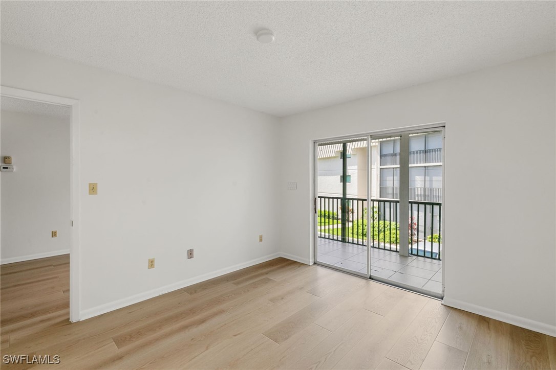 1 Bed Condominium for Sale in Naples, FL, $275,000 — photo 5