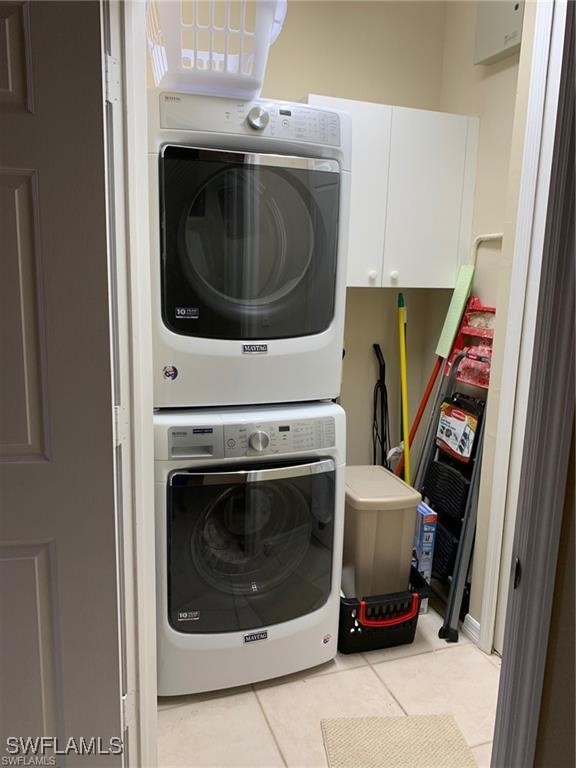 2 Bed Condominium for Sale in Naples, photo 5