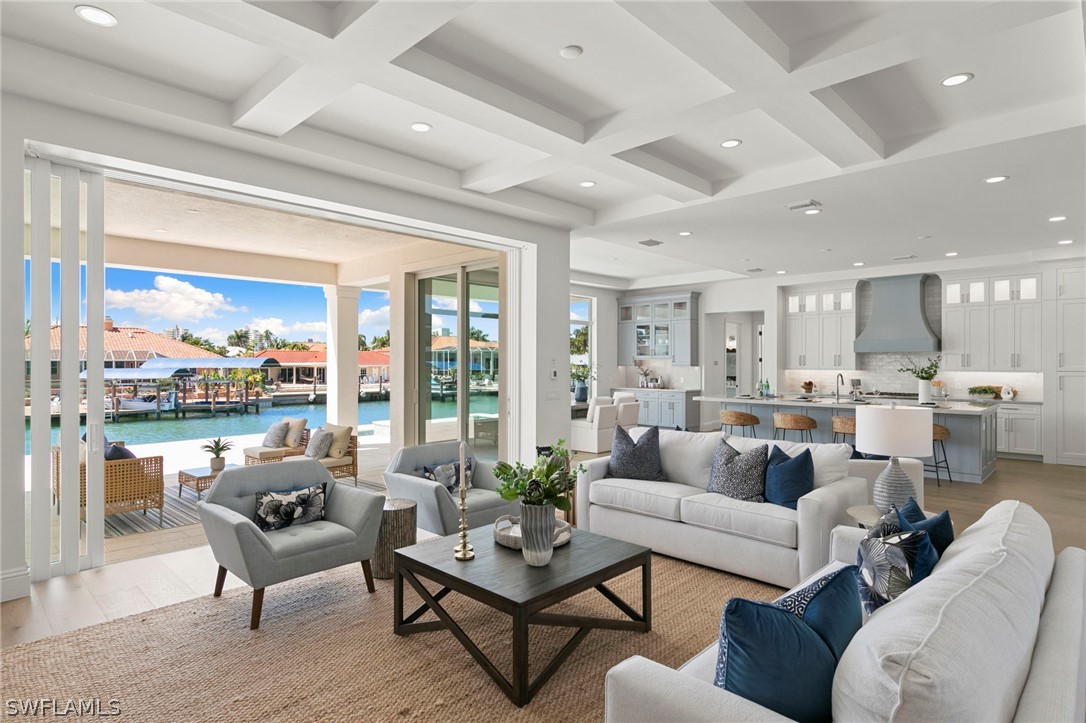 6 Bed Pool Home for Sale in Marco Island, photo 5