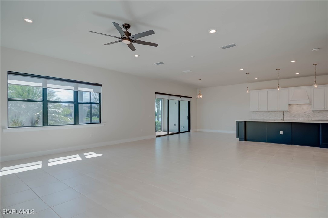 5 Bed SingleFamilyResidence for Sale in Avalon Park, photo 5